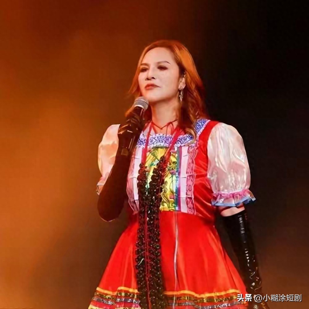 封号封禁！600万网红那艺娜被官方重拳整治