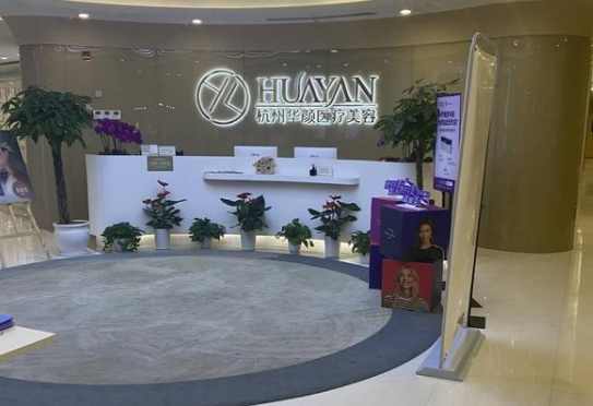 网红抽脂去世事件详情_网红辛巴八卦最新事件-_网红老公出轨400人应对